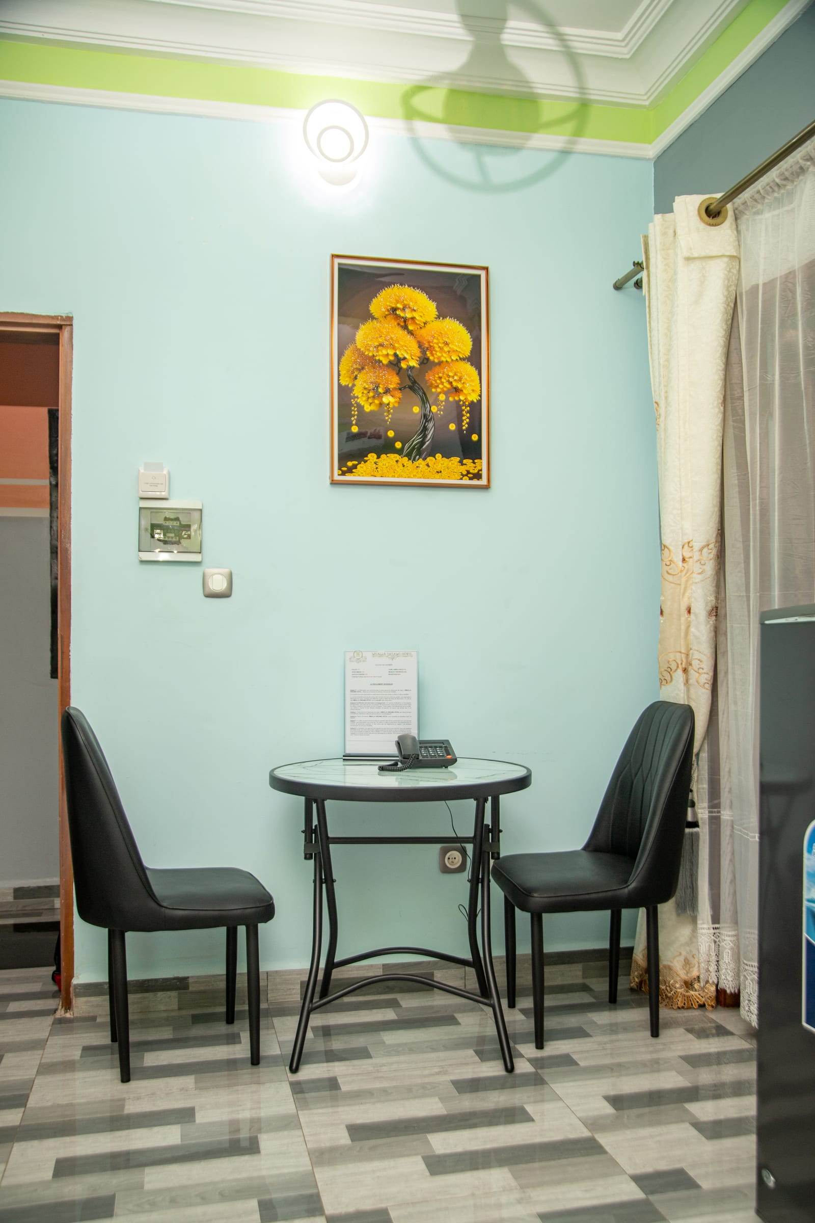 In-room dining corner, Mballa Dreams Hotel Yaoundé